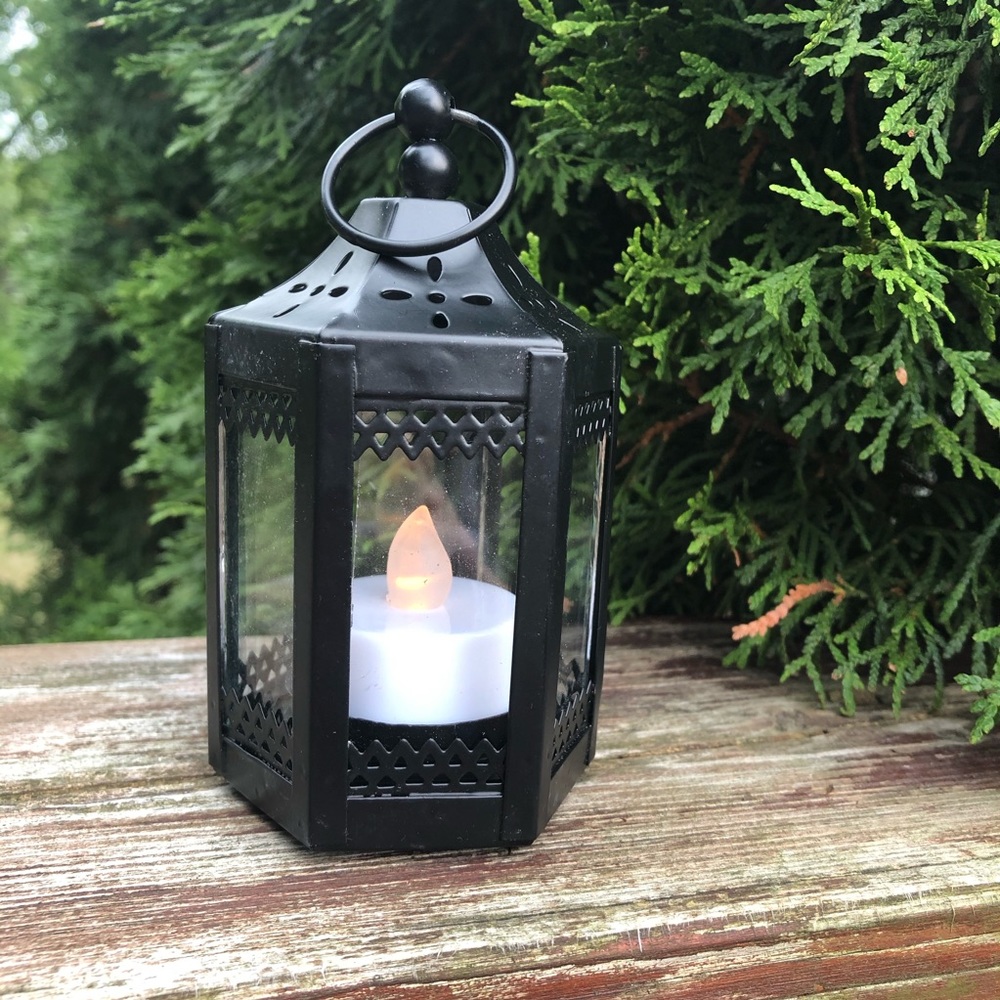 A Pair of tiny Arabesque lanterns - Picture 2 of 10